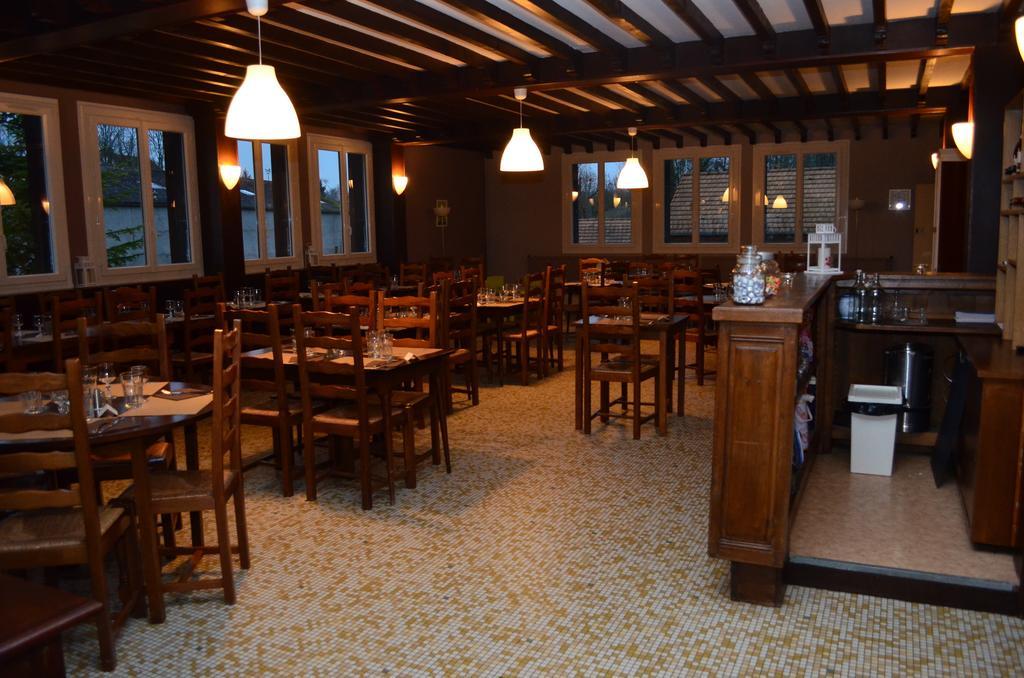 Auberge Du Lac Hotel Marcilly-sur-Tille Eksteriør billede