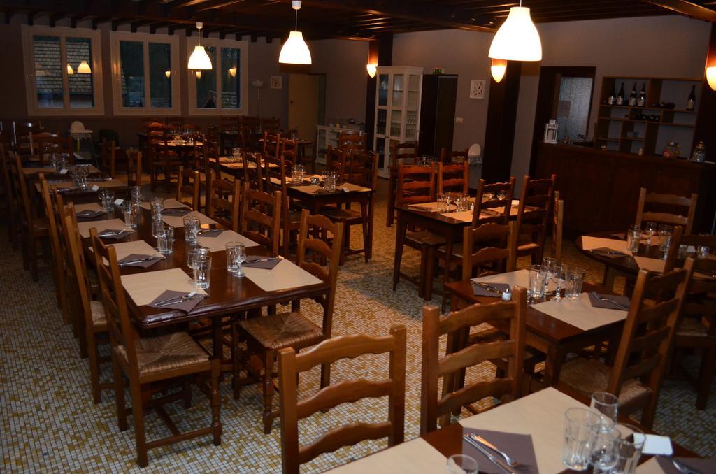 Auberge Du Lac Hotel Marcilly-sur-Tille Eksteriør billede